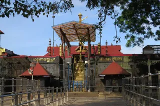  Sabarimala Temple Travel Guide