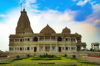 Spiritual India Tour Travel Guide