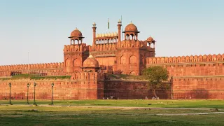 Delhi Travel Guide
