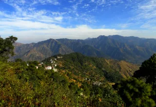 Best Places to Visit in Lansdowne
