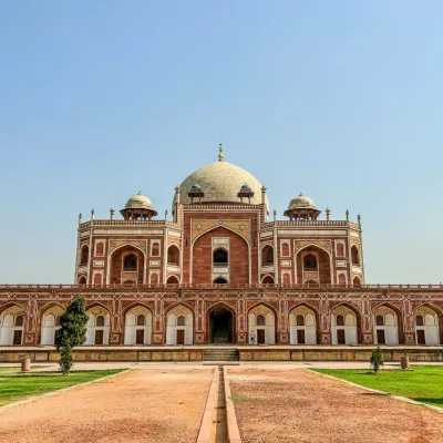 Humayuns Tomb:This UNESCO World Heritage Site is an excellent example of Mughal architecture and is often considered the precursor to the Taj Mahal.