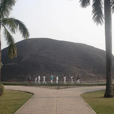 Ramabhar Stupa: A monument marking the site of Lord Buddha’s cremation.