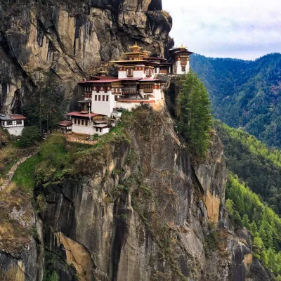 Tiger’s Nest Monastery (Paro Taktsang):Bhutan’s spiritual crown perched on a cliff.