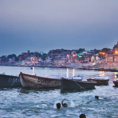 Varanasi Tour Gallery:Sacred Ghats, Ganga Aarti & Ancient Temples