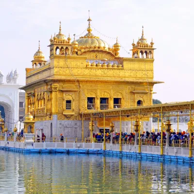 Golden Temple Moments – A Spiritual Journey Through Photographs