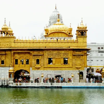 Amritsar's Soul in Pictures – Discover the Golden Temple Tour