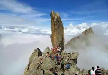 Kinner Kailash Yatra Trek